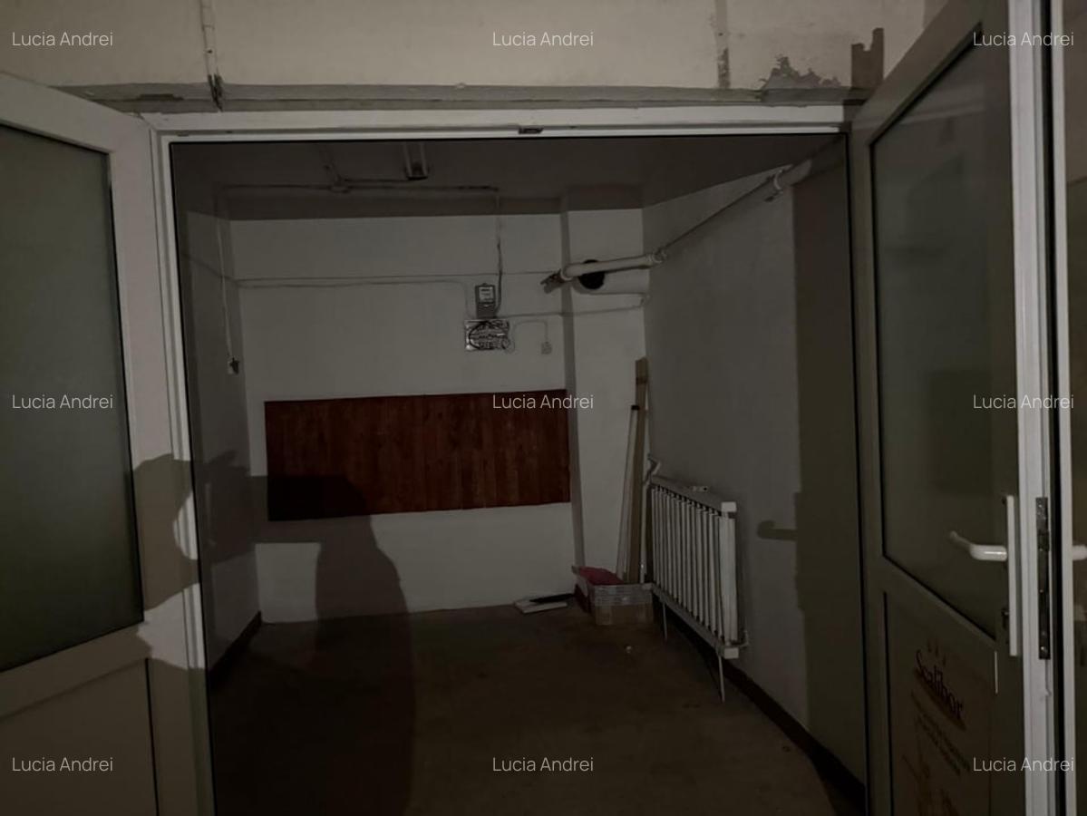 Spațiu comercial, 200 mp în Central - 8