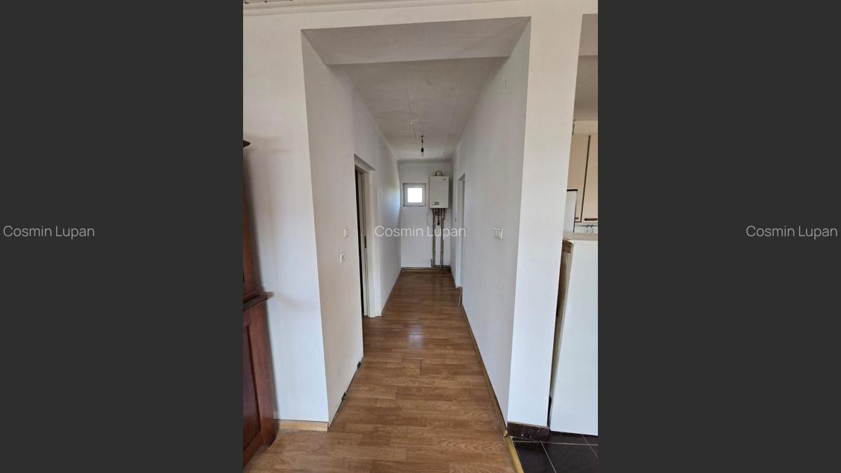 Casa + teren 2000 m? de vanzare, sat Sasar, zona foarte linistita - 2