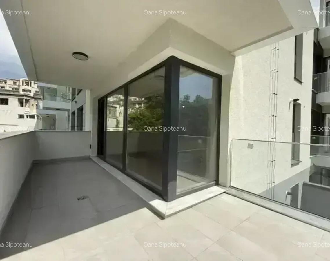 Unirii I Apartament 4 camere I 2 TeraseI 2 Locuri ParcareI Bloc nou I comision 0 - 15