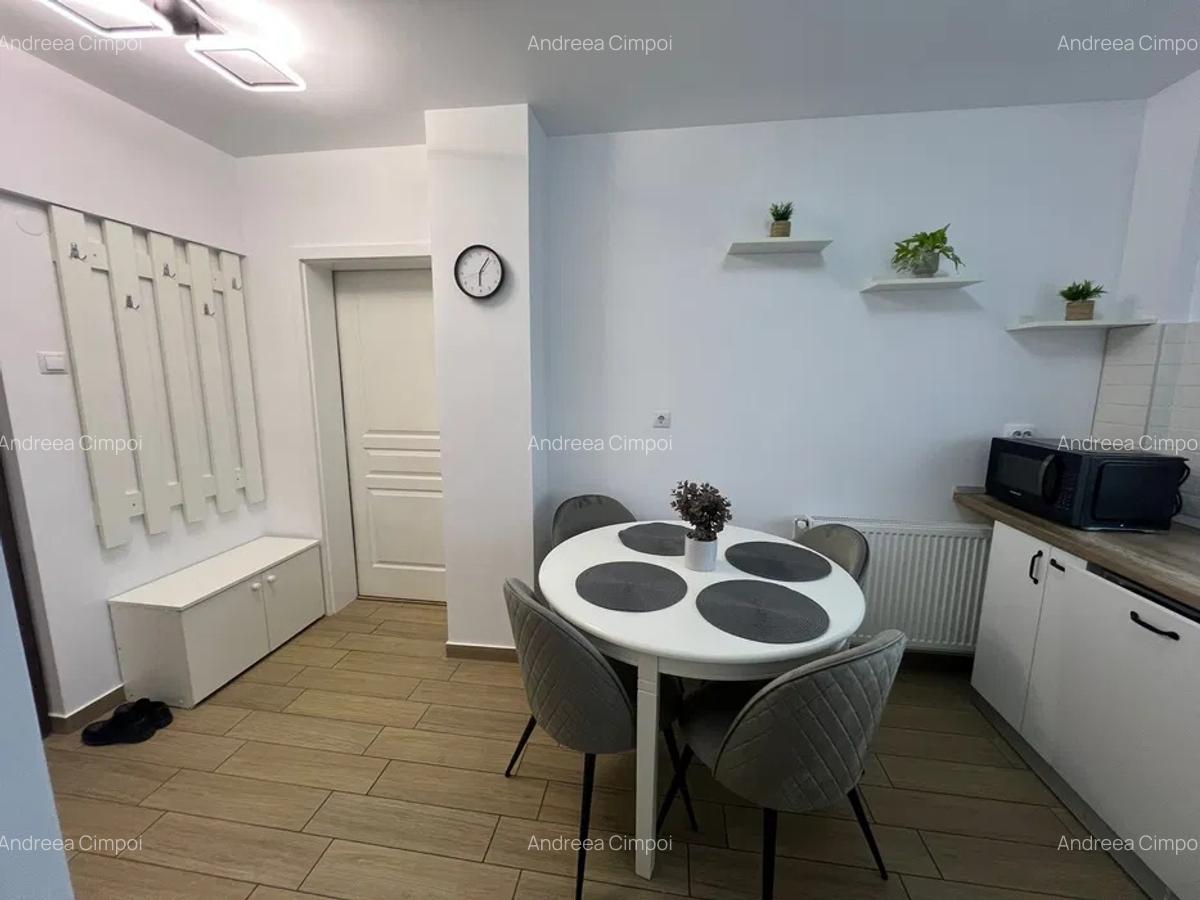 Apartament de inchiriat cu 2 camere, in Gheorgheni, zona Transylvania College - 1 Apartament de inchiriat cu 2 camere, in Gheorgheni, zona Transylvania College - 1