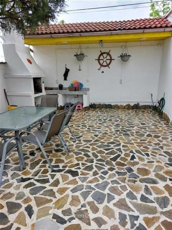 Vila de vanzare cu iesire (ponton) la lacul Snagov, in Izvorani - 13