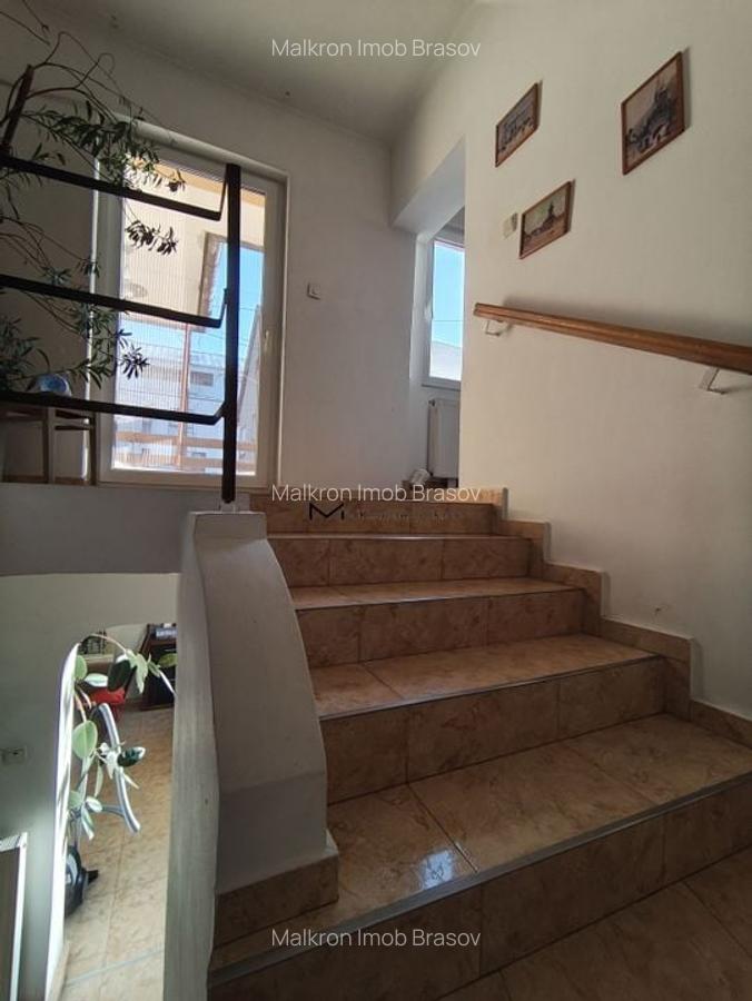 Apartament de Vânzare în Vilă - 4