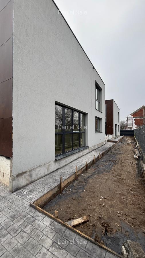 Casă nouă în Popești-Leordeni, aproape de stația de autobuz și campus școlar - 3