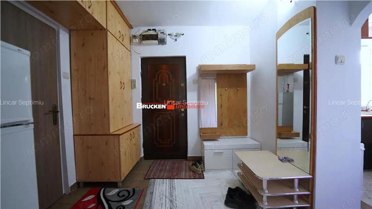 Apartament 2 camere | zona Piata Rogerius - 6