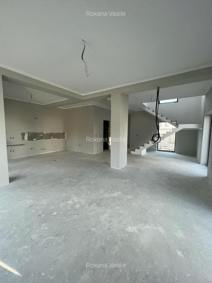 Casa Noua!  Vila Duplex Individuala  4 camere   P+1E Tunari 240 000eur - 2