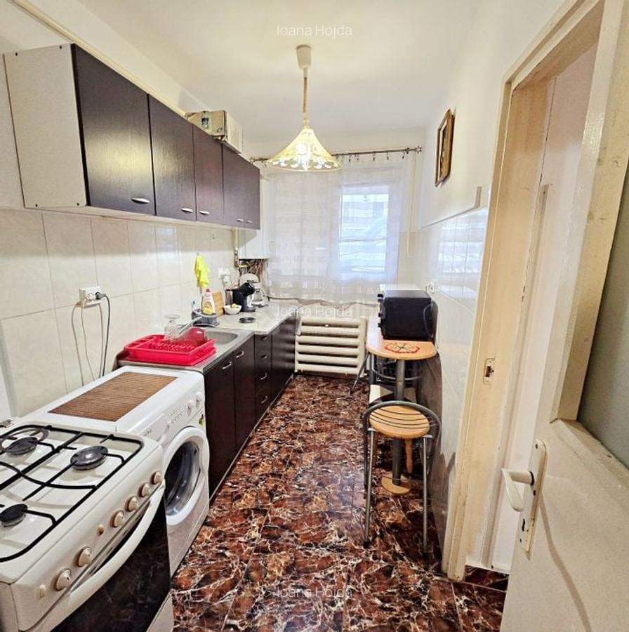 Piata Unirii, 2 camere decomandat, ready to move - 3