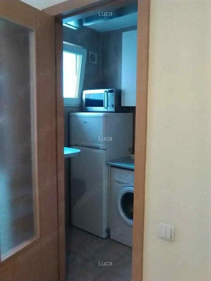 Ofer garsoniera spre inchiriere - 6