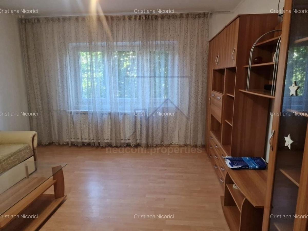 Apartament cu 3 camere decomandat, mobilat în Sebastian - 1