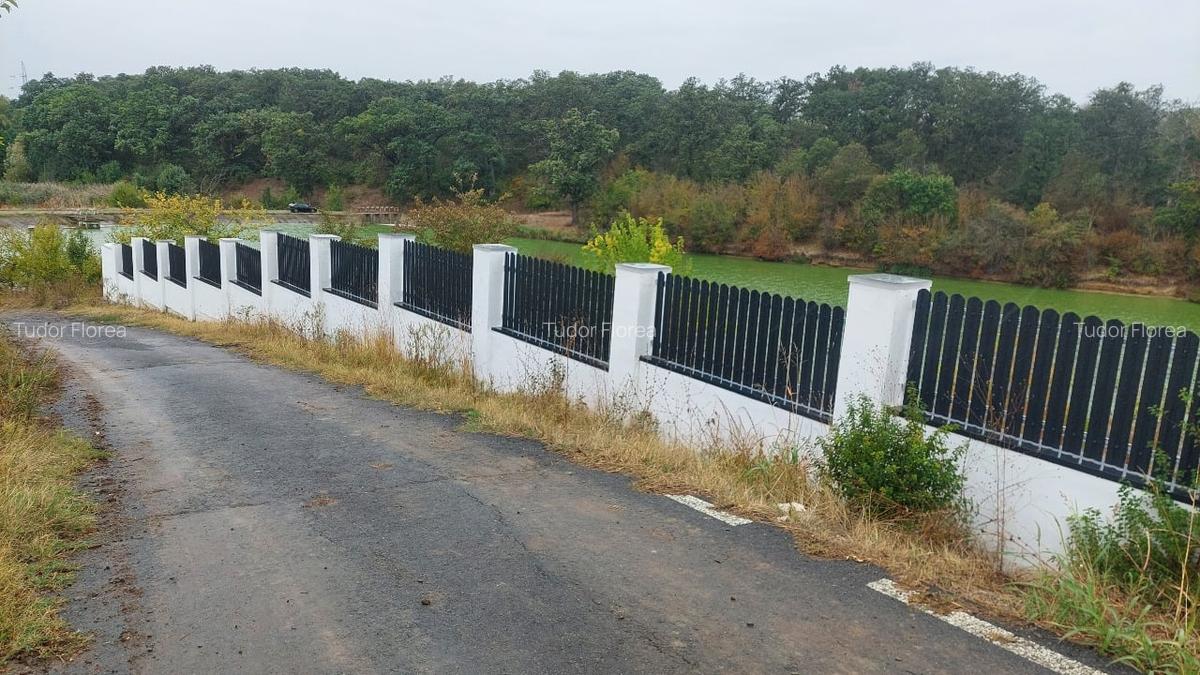 De vanzare teren cu deschidere la lac - 5