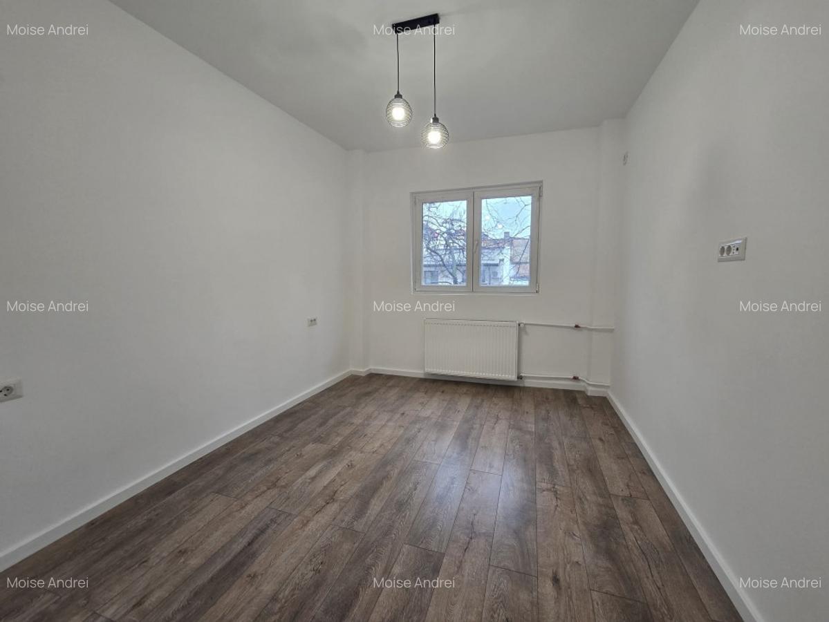 Apartament cu 4 camere semidecomandat în 1 Mai - 3