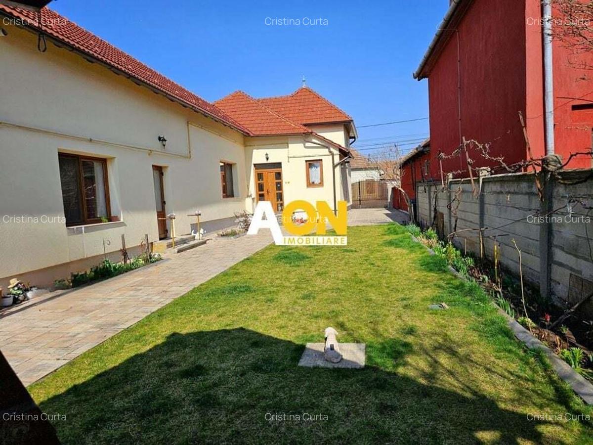 Casa 4 camere, mobilata, utilata, 593 mp teren, zona Centru - 1