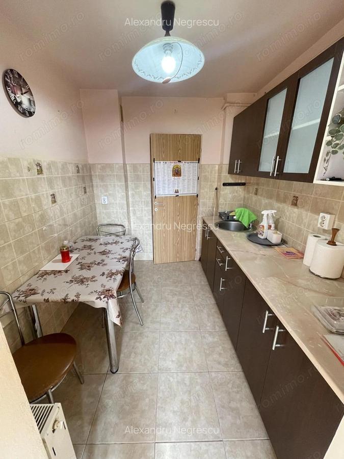 Lipovei | 3 camere | Decomandat | Mobilat-Utilat | Acoperi? - 3