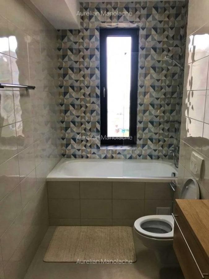 Apartament lux, frontal la mare, complet nou, cu garaj subteran - 16