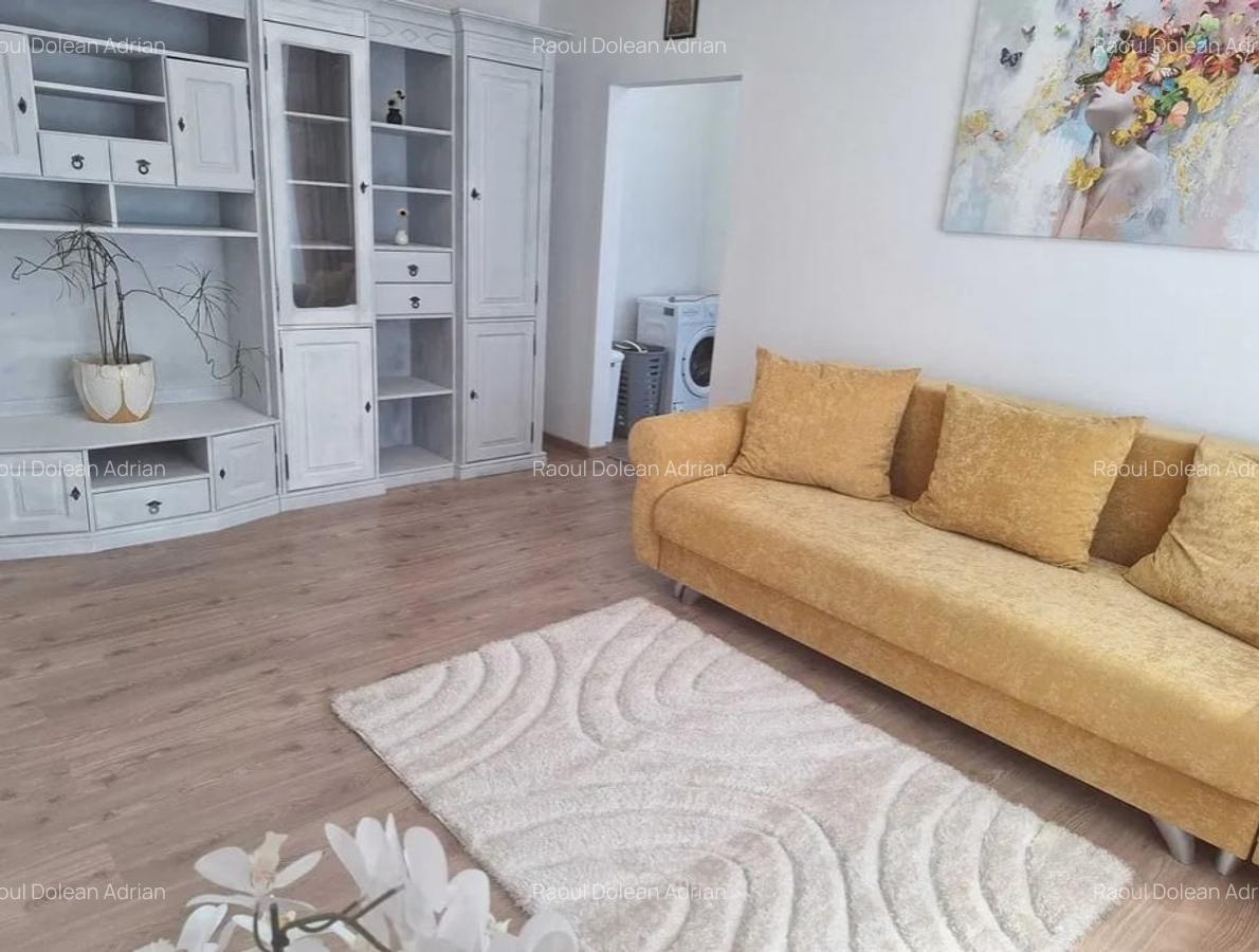 3 camere ,decomandat, 70 mp, zona str. A. V. Voevod, Gheorgheni - 1