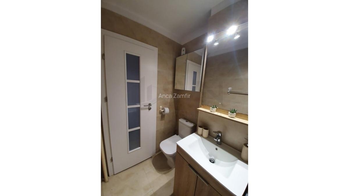 Apartament cu 3 camere semidecomandat în Teiul Doamnei - 13