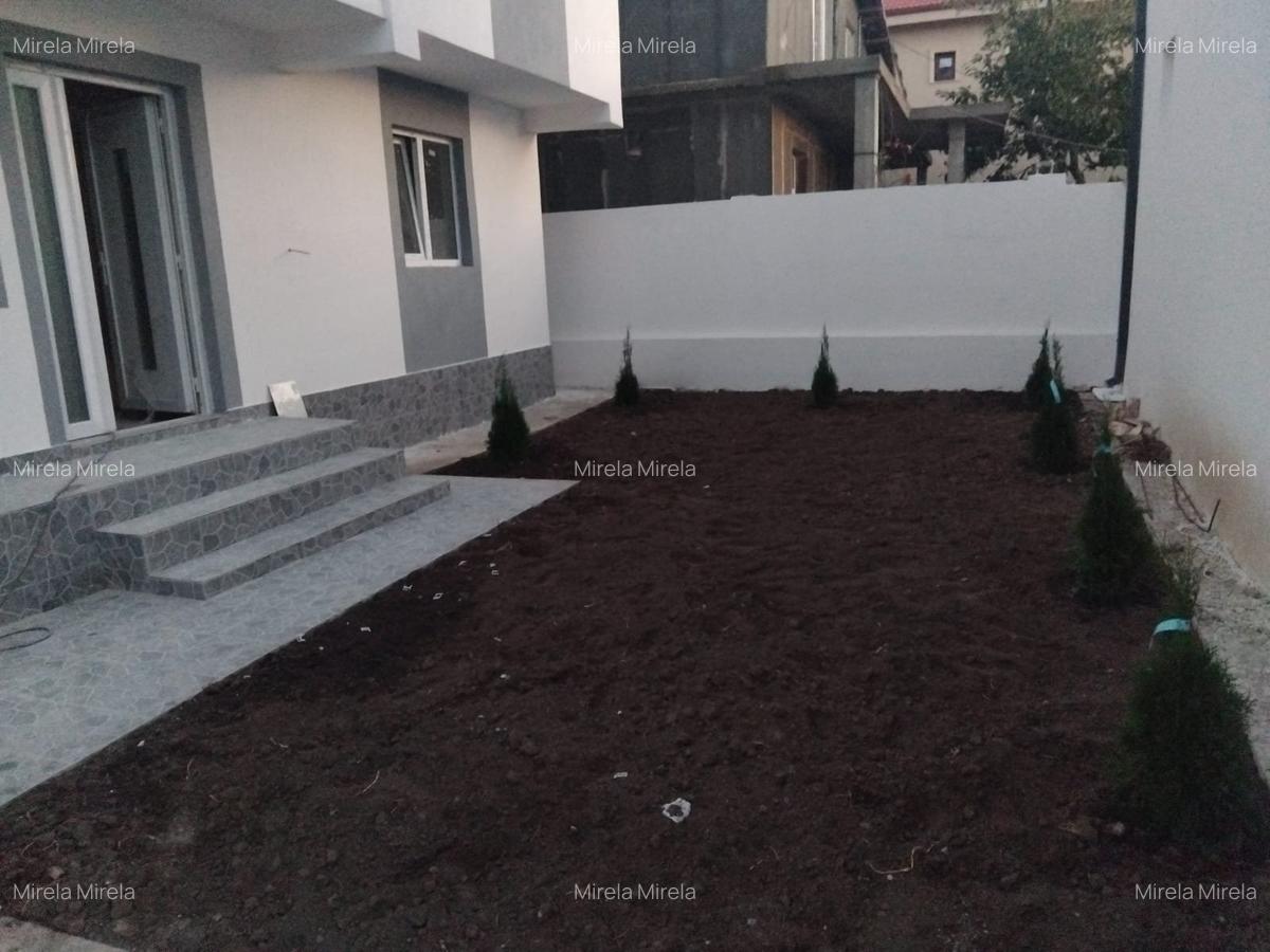 Vila Navodari zona Sud - 2