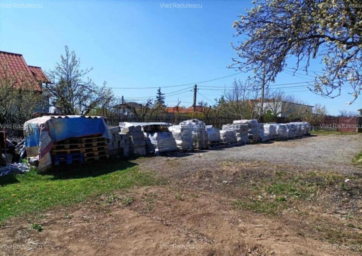 De vanzare Casa spa?ioasa cu livada, situata in C - 7