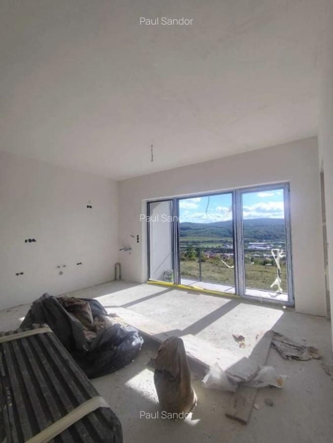 Apartament cu 2 camere in zona Baciu Regal - 4