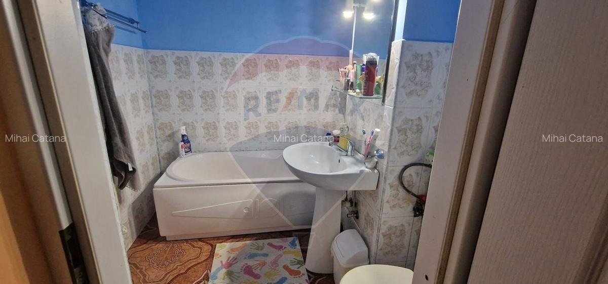 Apartament 3 camere parter cu intrare separata, Buhusi/Bacau - 10