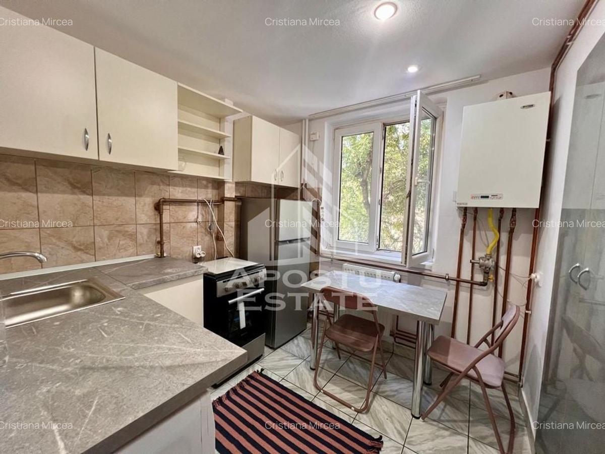 Apartament 2 camere, centrala proprie, zona Medicina - 4