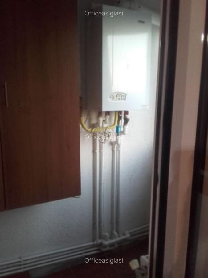 Inchiriez un apartament cu o camera LAPUSNEANU 45 MP - 2