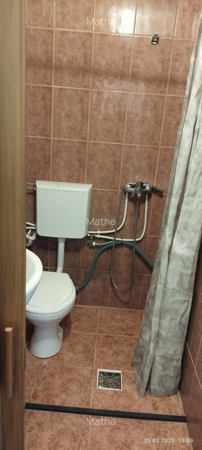 Inchiriez gardoniera - 4