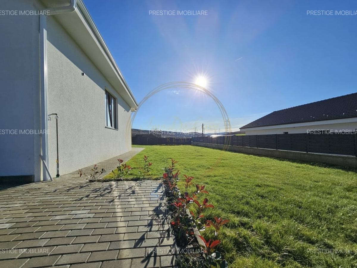 Casa individuala 1 nivel, teren 900 mp, 107 mp utili, 4 cam, com. Jucu - 12 Casa individuala 1 nivel, teren 900 mp, 107 mp utili, 4 cam, com. Jucu - 12