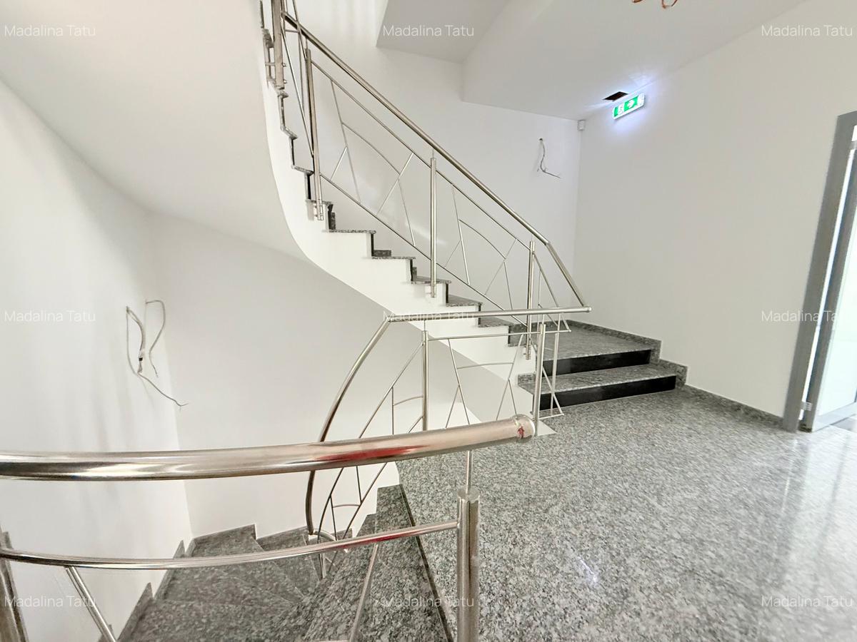 Cladire Piata Unirii - 3