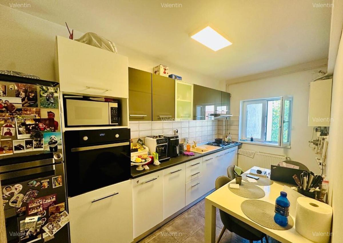 Apt. 2 cam, decomandat, centrala, AC, pe granita dintre S5 ?i S6 - 8