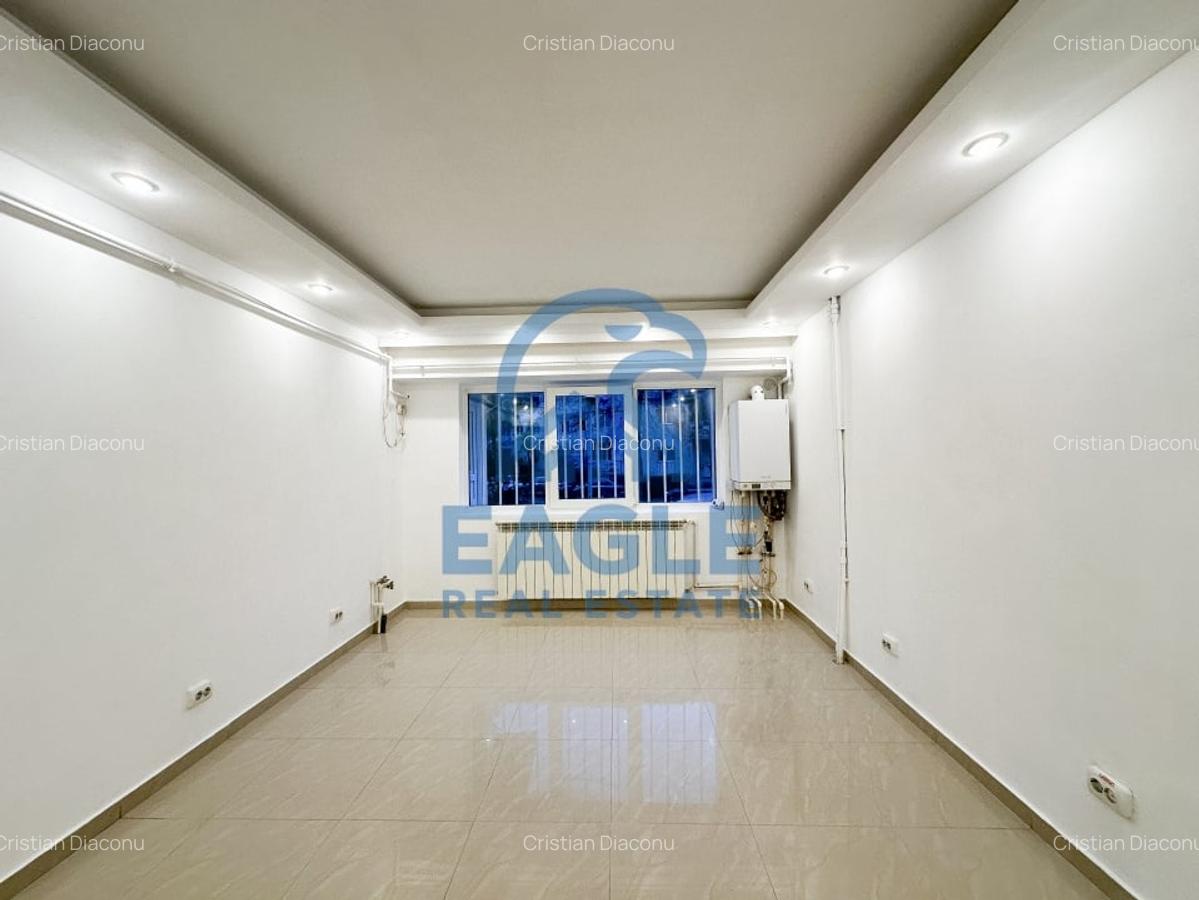 Tomis 3 - 3 Camere 2 Bai Renovat complet cu 2 Intrari Ideal Cabinet - 2