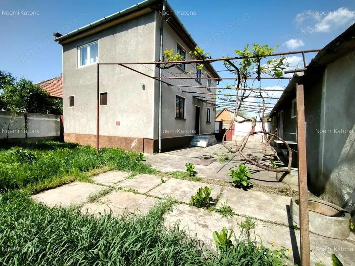 Casa cu teren de 539 mp, zona Confectii Cadas comision 0% - 3
