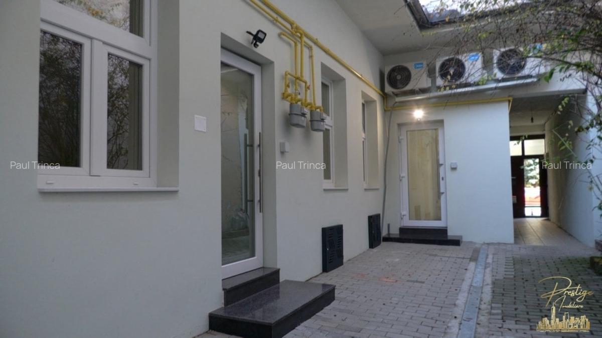 Spatiu comercial / Birou de inchiriat in Centru - Piata Avram Iancu - 9