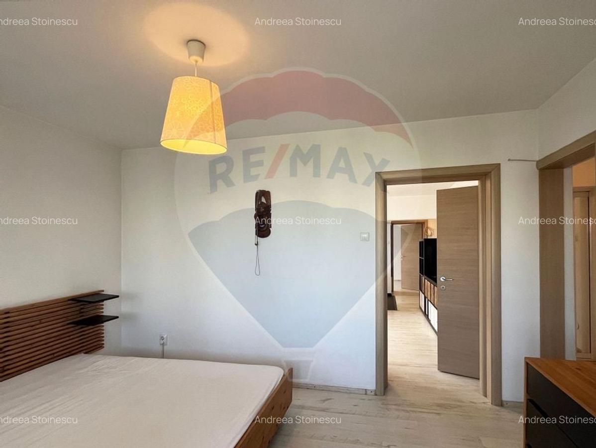 Vanzare apartament spatios,  3 camere - Metrou 1Mai - 13