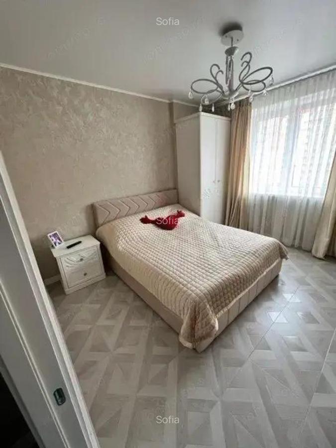Zona Lipovei apartament cu 2 camere de inchiriat - 2