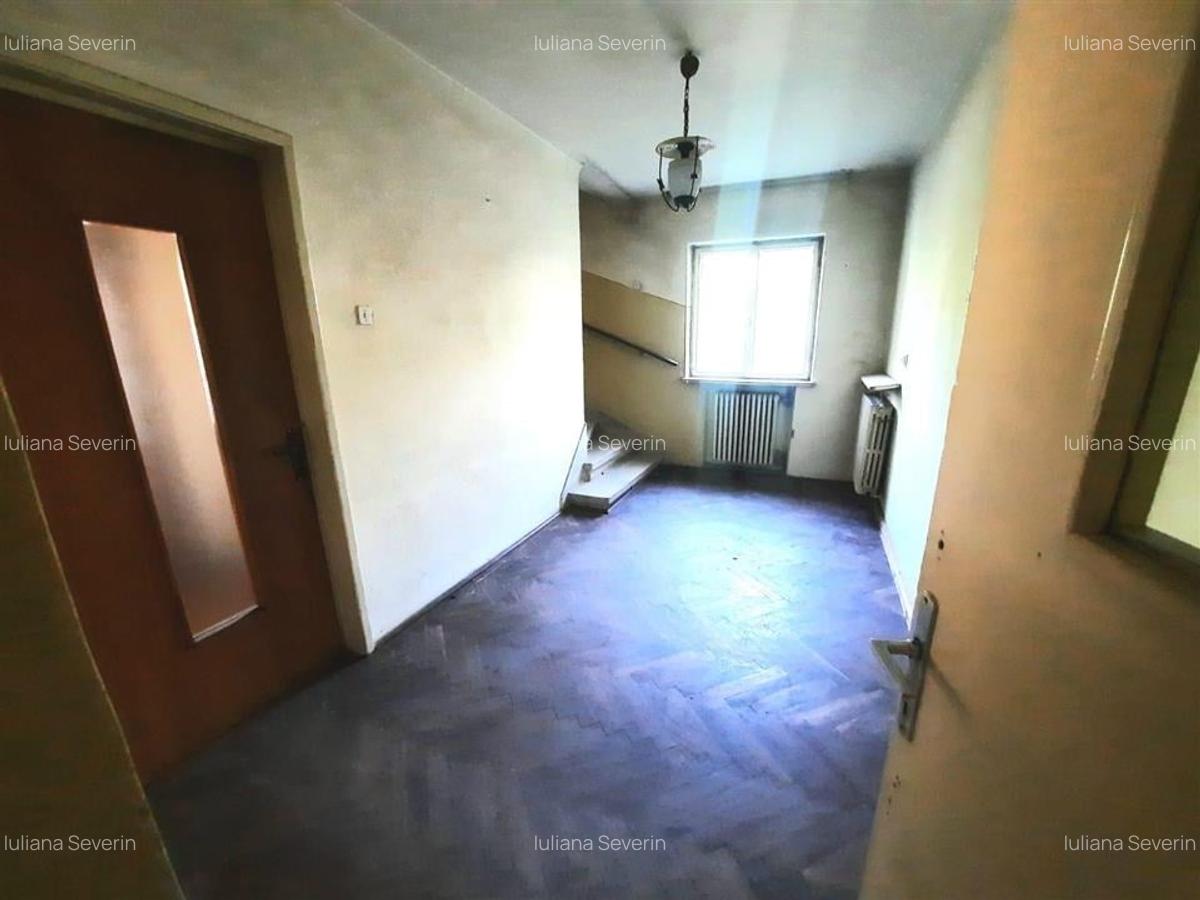VILA CENTRAL S+P+1E - 7