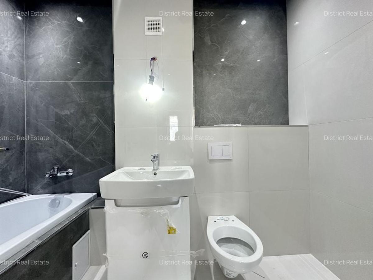 Apartament cu 3 camere decomandat în Torontalului - 3