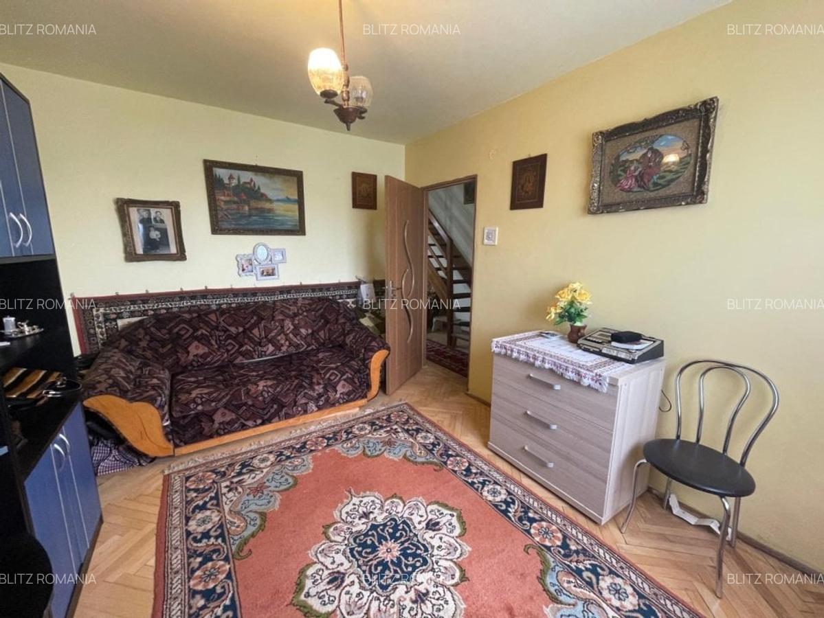 Apartament de vanzare, cu 5 camere, 88 mp, zona ultracentrala - 2