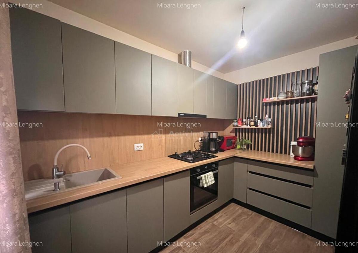 Lugoj, Casa 130 Mp. Teren 250 Mp. Central, Zona ZERO - 15