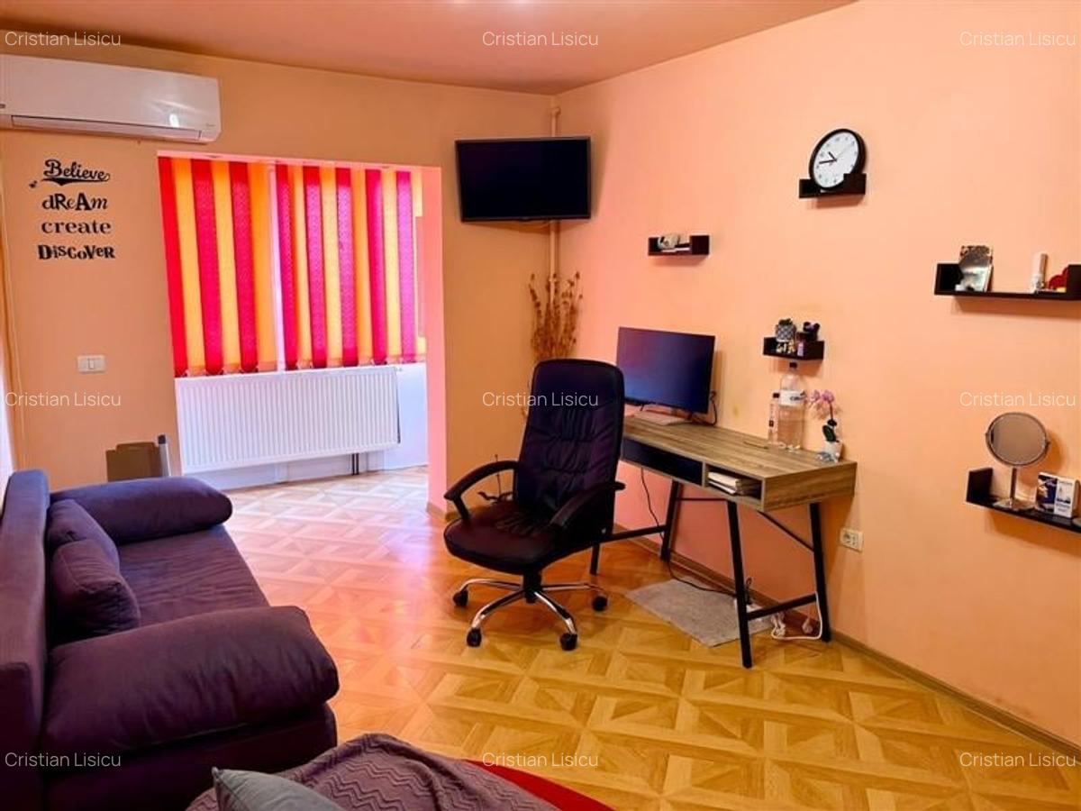 Apartament 2 camere semidecomandat etaj 4 Zona Girocului - 1