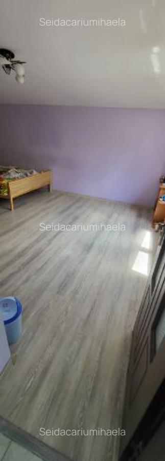 Casă la curte - 6