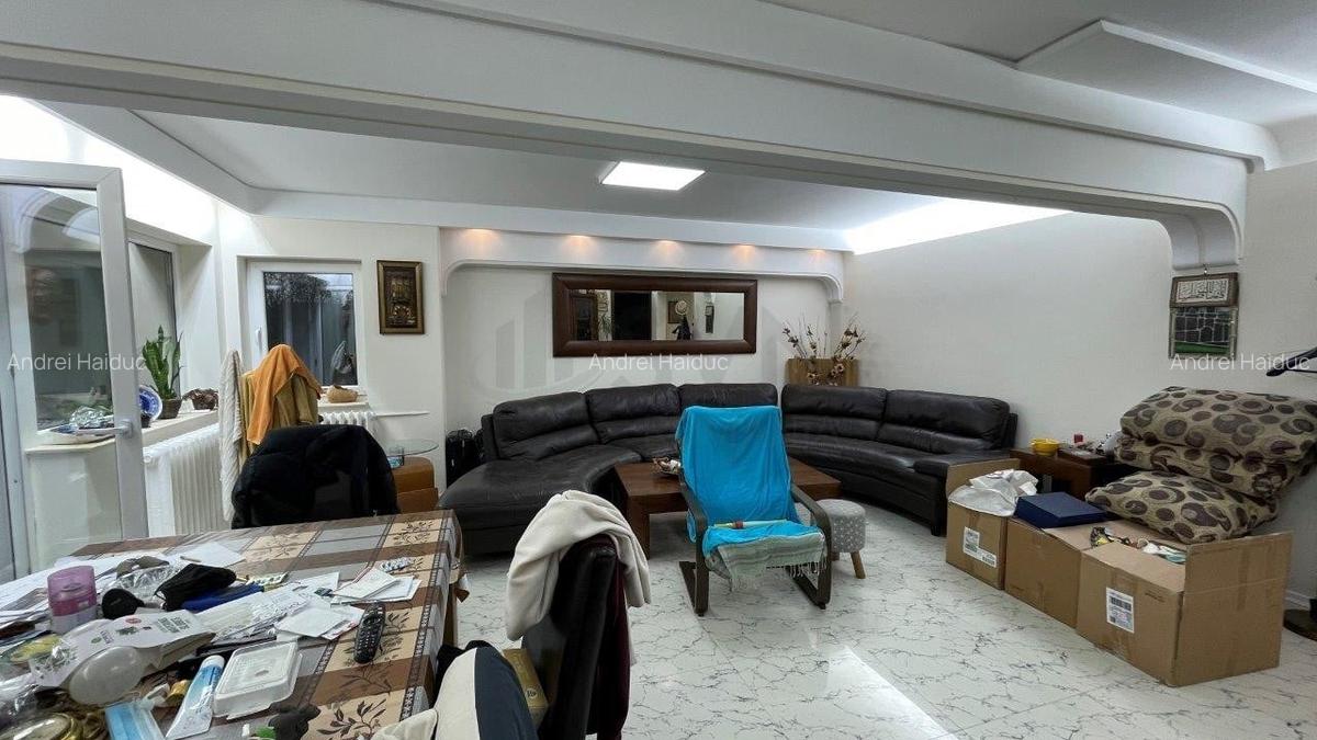 REA1010266 Unirii Fantani - apartament cu 5 camere - 2