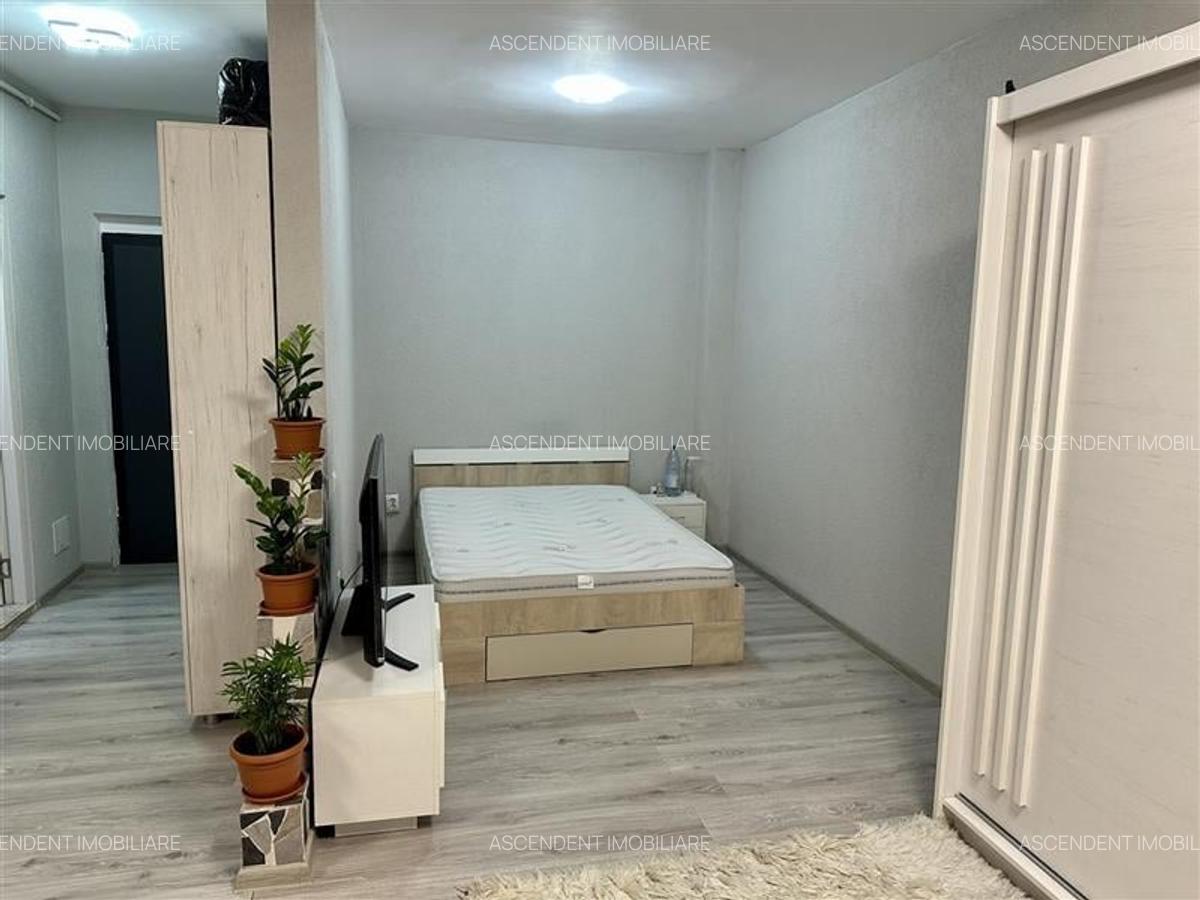 FILM&3D! Elegant,mobilat,accesorizat,totul nou,gata de mutat/inchiriat, Unirii,T - 16