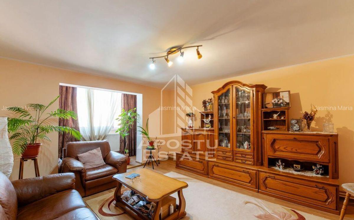 Apartament cu 3 camere, doua bai , centrala termica , dec... - 1