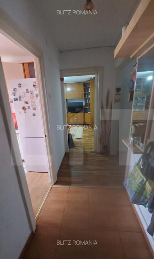 Apartament de vanzare, cu 3 camere, etaj 4, zona Girocului - 4
