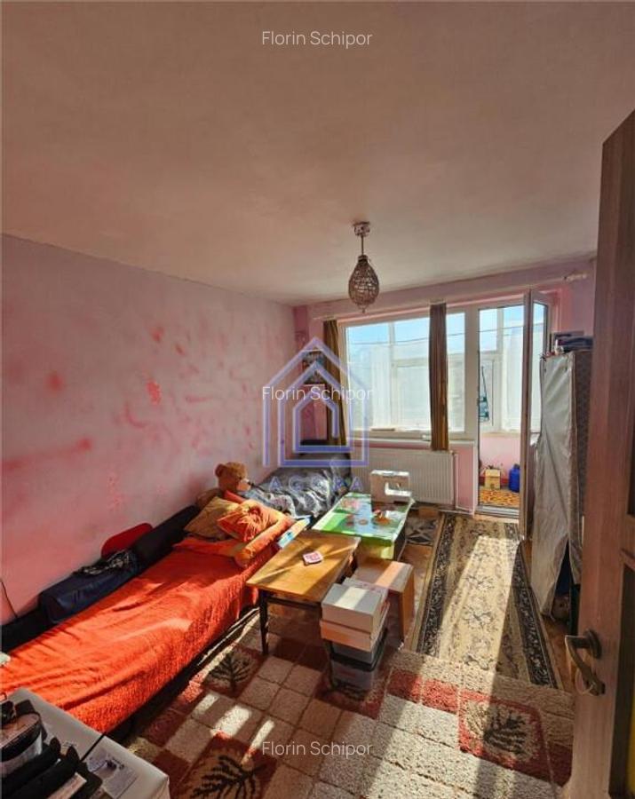 Apartament central, langa Scoala Generala nr. 1 si Colegiul - 2