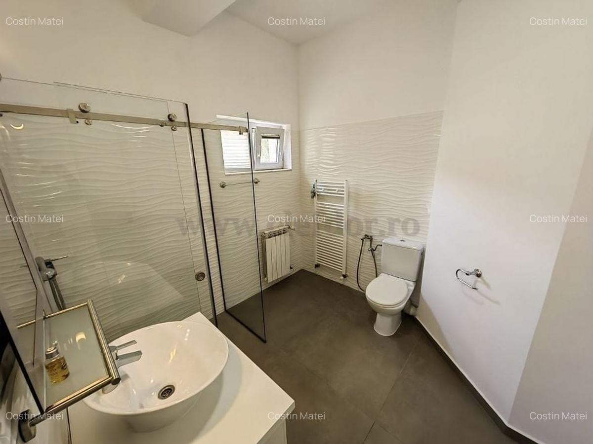 Vilă cu piscina langa British School - 10