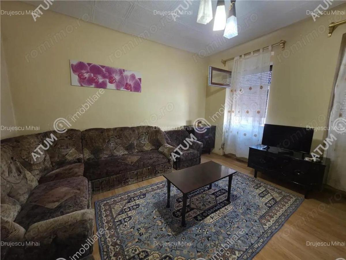 Apartament la casa cu 3 camere decomandate in zona Terezian din Sibiu - 1