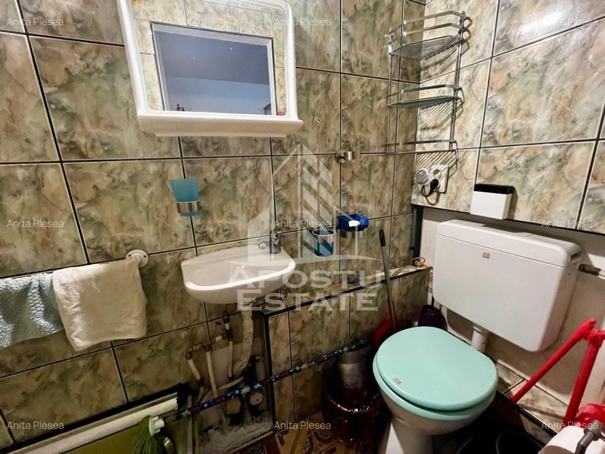 Garsoniera la parter inalt,centrala proprie,zona Aradului - 10