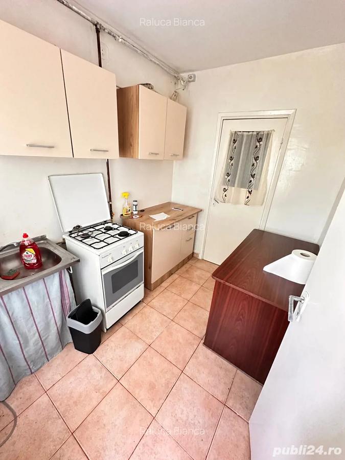 Apartament de vanzare - 4