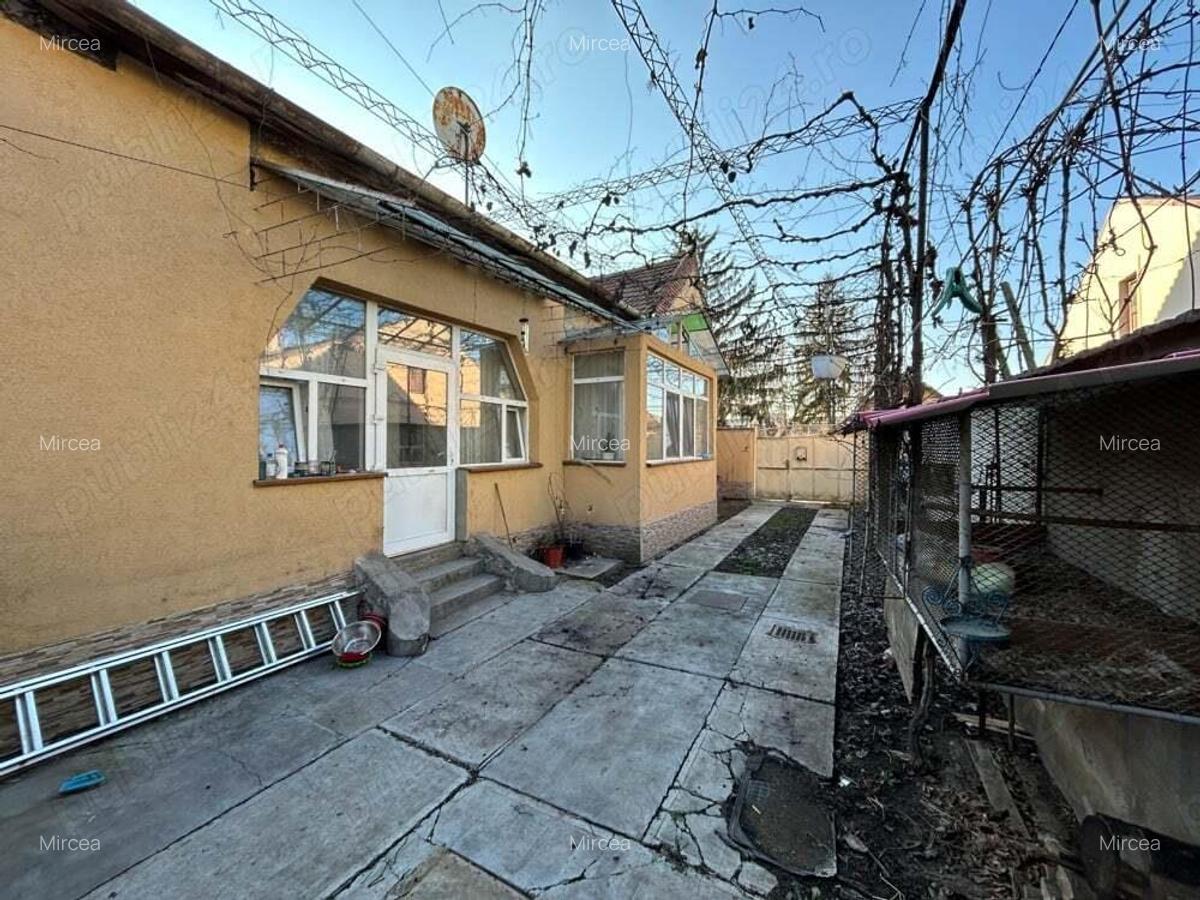 Vand casa mare din caramida,in Parneava,st.720 mp.locuibila imediat. - 3